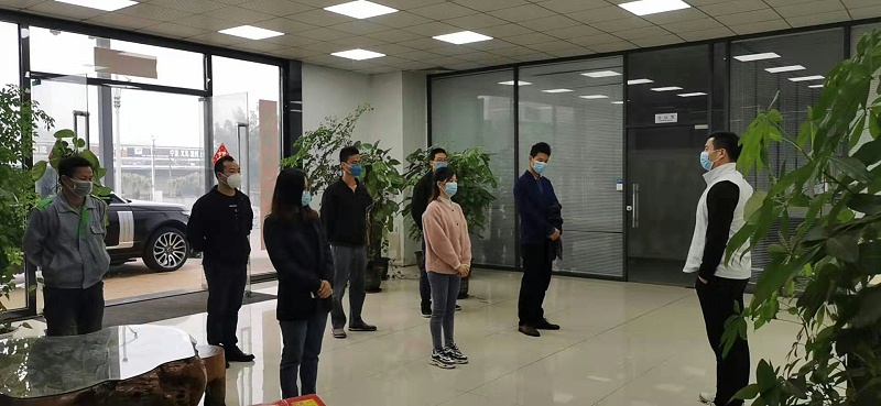 同心同行，共抗时艰！