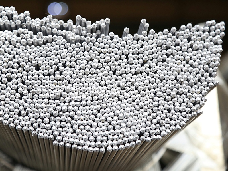 专注高品质材料，不做大多数