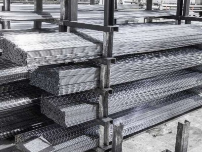 为什么要控制碳素钢中的硫、磷含量,而在91香蕉视频黄污中又要提高