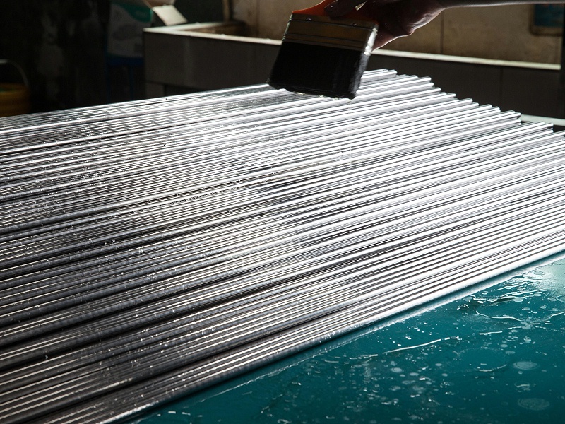 不锈铁会生锈吗？